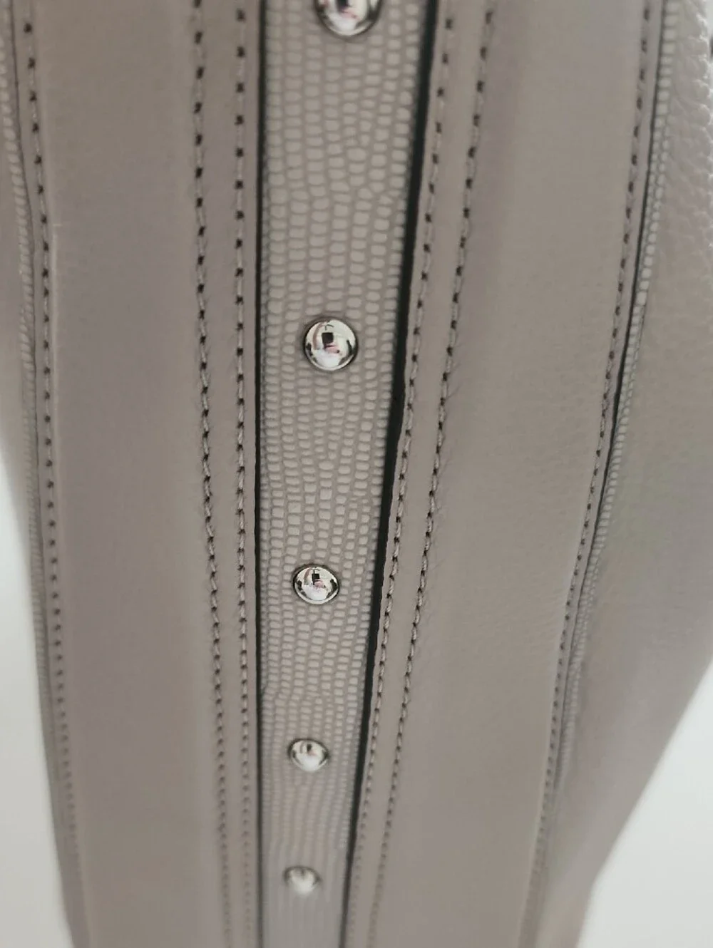 Coach Park Avery Pebbled Leather Shoulder Hobo in Light Taupe With Stud Detail